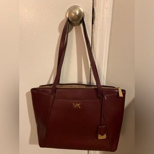 MK Medium Leather Tote Bag